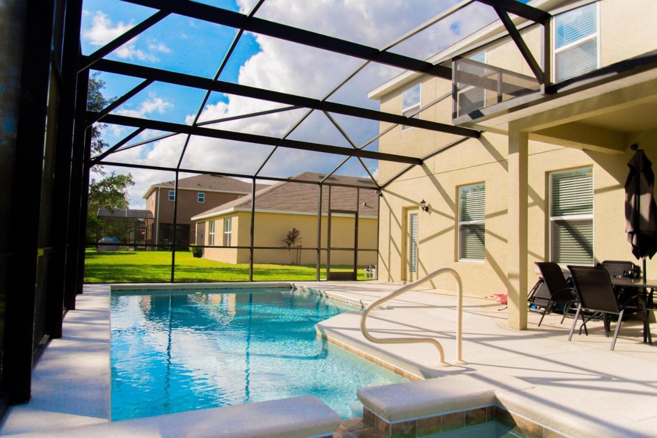 Trafalgar Resort Community Pool And Gym, Private Pool! Кисими Екстериор снимка