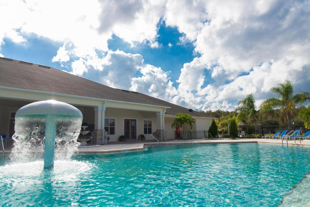 Trafalgar Resort Community Pool And Gym, Private Pool! Кисими Екстериор снимка